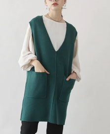 ニットロングジレ（ポケット付）  師走市価格　1,980円(税込)