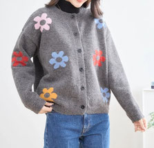  カラフルフラワーモチーフ カーディガン  5,390円→2,980円(税込)   