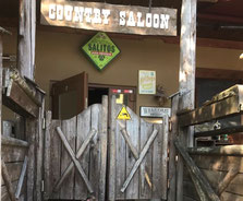 Olles Leiwand im Country Saloon Salzburg