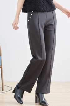 パールアクセント ピンタックパンツ  フォーユー価格　2,980円(税込)   