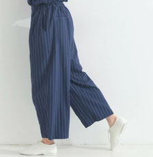 リネン混ストライプ コクーンレッグパンツ SALE　3,480円(税込)