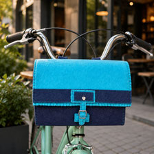 Rollstuhl- und/oder Fahrradtornister (RT3) https://www.schreib-naehwerkstatt.de/andrea-s-nähwerkstatt/rollstuhl-taschen/#cc-m-product-11970177374