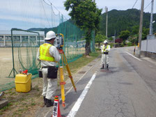 岐阜県郡上市　測量　平面測量作業写真