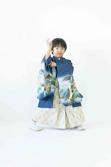 扶桑町のフォトスタジオ　エフエスティ　5歳レンタル袴　七五三　スタジオ撮影