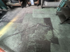 研削作業と隙間モルタル：工事前写真