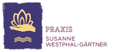 Logo der Praxis Susanne Westphal-Gärtner: eine gezeichnete Hand hält eine Lotusblüte auf lilafarbenem Hintergrund