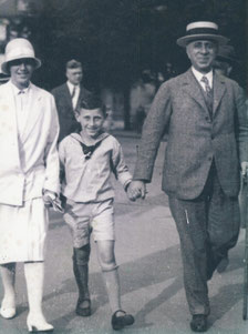 Olga und Max Weisner mit dem Sohn Günter