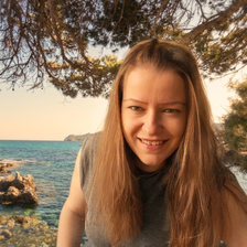 Veronika-Simko-Writer-Blogger-Yoga-Teacher
