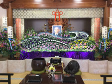 沖縄県中頭郡の葬儀です知名葬儀社は中部に有ります