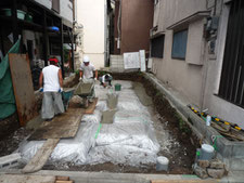 基礎工事 捨てコンクリート打設画像1