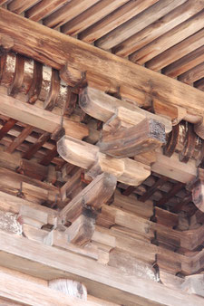 長野県　大法寺　国宝　三重の塔　二層・三層　三手先