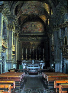 San Martino 内部 Wikimedia Commons