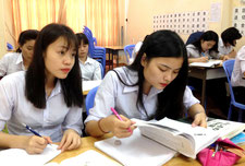 ベトナム人たちの日本語学習の様子