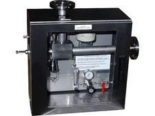 Inline Liquid sampling station, flow thru sampler closed loop, no emission, bottle sampler with needles