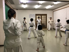 極真空手　空手　空手教室　中村道場　武道　初心者　大人の習い事　子どもの習い事　集中力　礼儀作法　大阪市天王寺区の空手　大阪市港区の空手　玉造　大阪玉造　鶴橋　弁天町