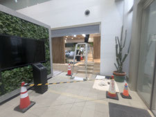 防煙スクリーンの修理：工事前写真