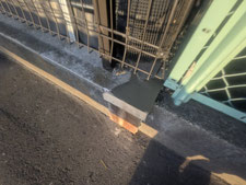 破損ブロックの修復：工事中写真
