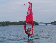 ウインドサーフィン　スクール　ＳＵＰ　海の公園　神奈川　横浜　スピードウォール　初心者　体験
