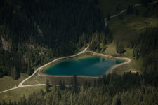 WALSER ART • Where Alpine Soul Meets Space to Breathe | Apartment hideaway in Austria’s secluded Kleinwalsertal • Member of Mountain Hideaways • ©MarikaUnterladstätter