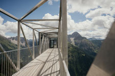 WALSER ART • Where Alpine Soul Meets Space to Breathe | Apartment hideaway in Austria’s secluded Kleinwalsertal • Member of Mountain Hideaways • ©MarikaUnterladstätter