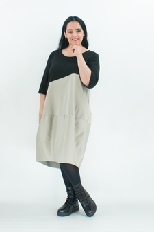 Ballonkleid im Kontrastlook