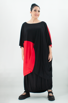 Rot-schwarzes oversized T-Shirt 