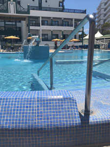 Hotel Green Field - Udsigt til poolen