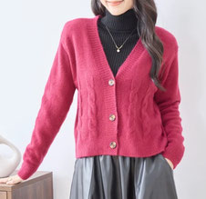 ３つボタンカーデ  4,290円→1,980円(税込）