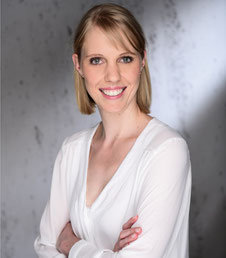 Annkatrin Junglaß ist selbständige Texterin und Kommunikationsberaterin bei More2Tell
