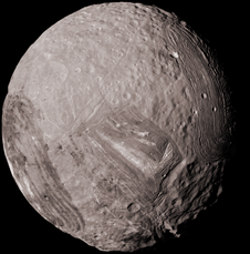Koloriertes Mosaik einiger Nahaufnahmen während Vorbeiflügen der Voyager 2 am 24. Januar 1986.