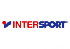 Intersport Rochefort participe au ravitaillement, offre un lot de tee-shirts