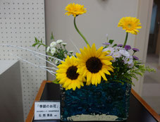 「季節の墨絵」と「季節のお花」