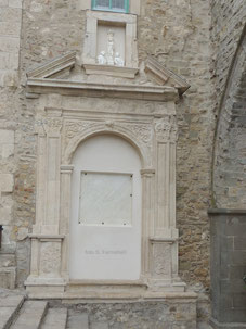 Portale di San Sebastiano nella chiesa madre (foto S. Farinella©)
