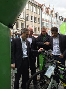 Erfolgreicher Tag der Elektromobilität