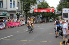 rollbergrennen, zieleinlauf, spurt, christoph pfingsten