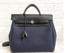 白石店 HERMES エルメス エールバッグ アド PM □E刻印 ネイビー×ブラック ヴァッシュハンター リュック デイパック 中古