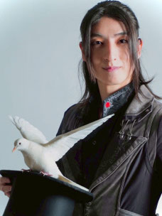 出張マジシャンDianmond Taku（ダイヤモンドタク）