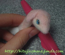 羊毛フェルト 桜ドラゴン 作成過程