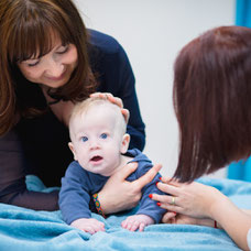  Osteopathie für Kinder und Säuglinge  - Kinderosteopathie Praxis in Duisburg und Moers 