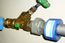 Vitalisierung von Wasser in Rohrleitungen.