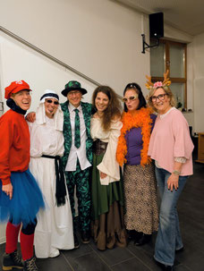 v.l.n.r.: Helene Gebhard, Andrea Obermaier, Andrea Forster, Silke Meiler-Krebs, Natascha Durst, Claudia Schmitz