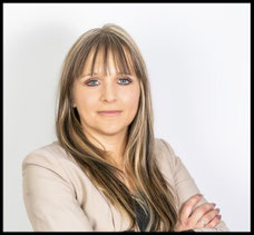 PORTRAIT | MARKETING & BOOKING