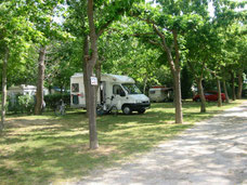 Parcela para autocaravanas