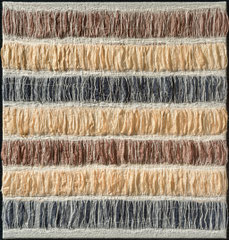 Streifenmotiv in Braun, Beige, Blau, reduzierte Formensprache, strukturiert