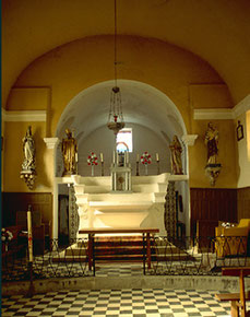 Monacia d'Aullène - Maître-autel