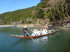 安居の渡しで渡川