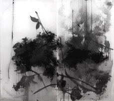 盛塘荷12 LONG LOTUS 12 175X186CM 绢本水墨 INK ON SILK 2007 (收藏于法国 COLLECTED IN FRANCE)