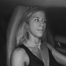 Julie Taxis Nevers