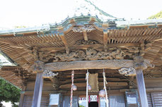 宮彫りが必見の西叶神社