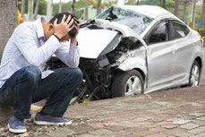 choque de auto - abogados en seguros - cobro de seguros